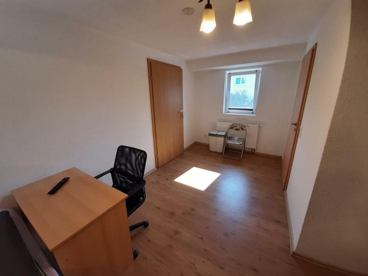 Biberach-Riss-Zimmer-Frei, Einzel-Zimmer Bad Kueche Birkenhard Εξωτερικό φωτογραφία