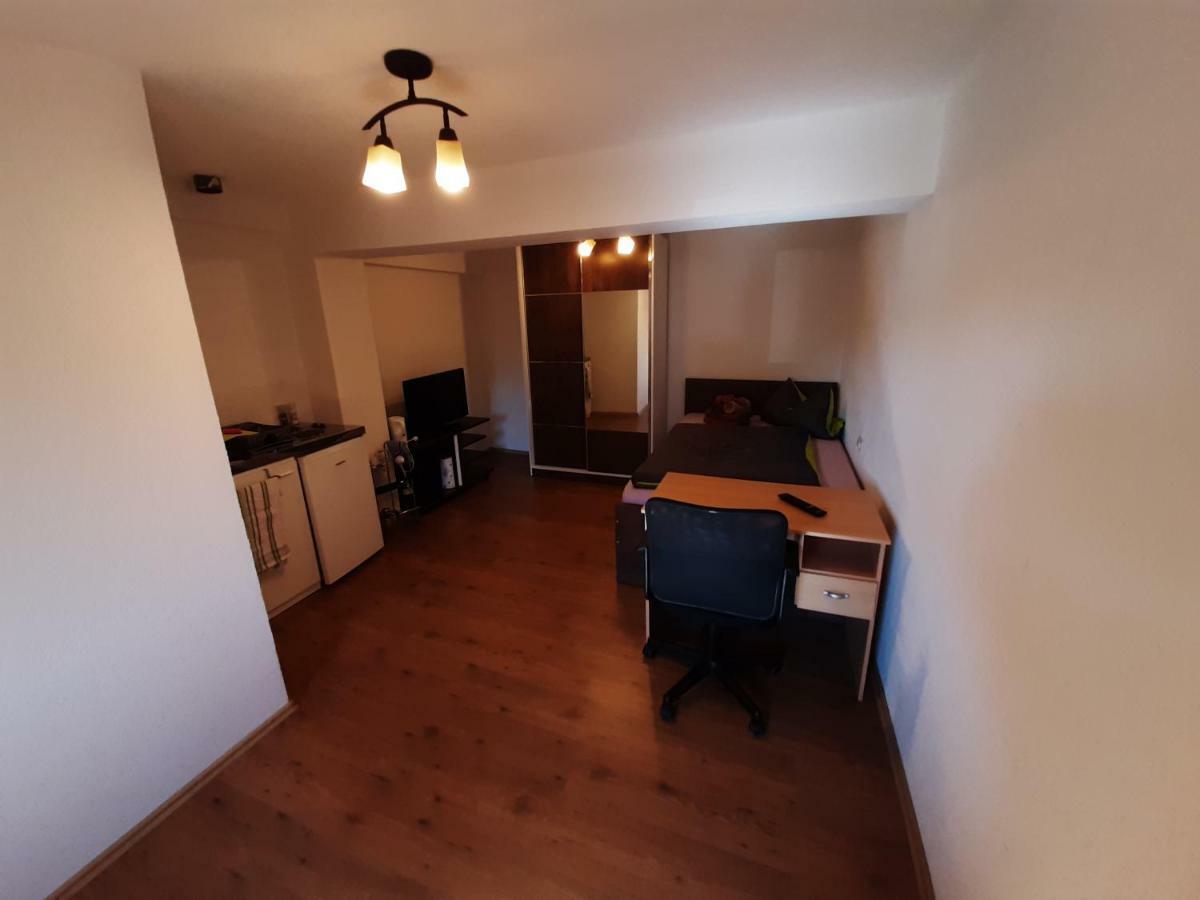 Biberach-Riss-Zimmer-Frei, Einzel-Zimmer Bad Kueche Birkenhard Εξωτερικό φωτογραφία